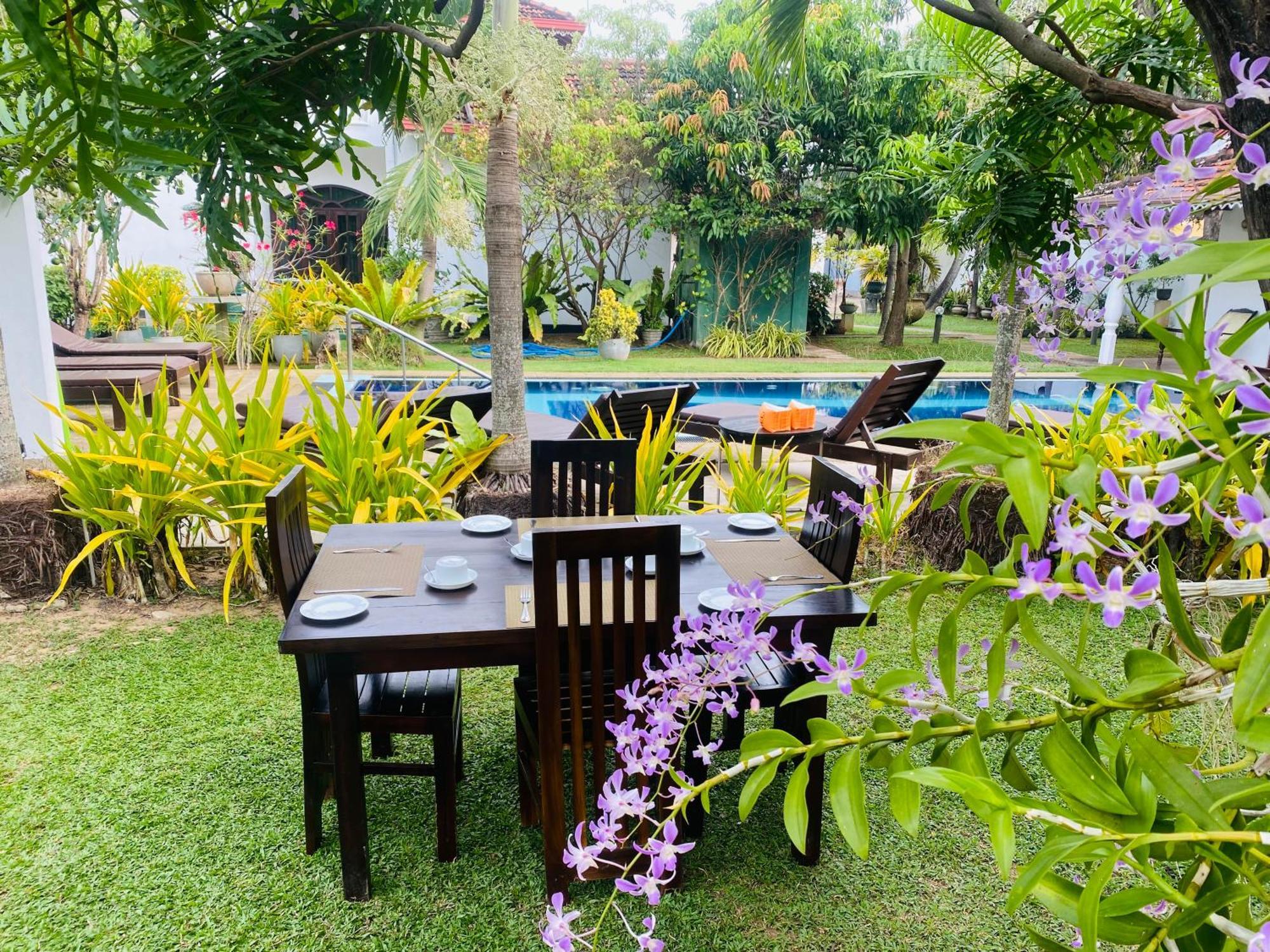 Sujeewani Villa Negombo Dış mekan fotoğraf