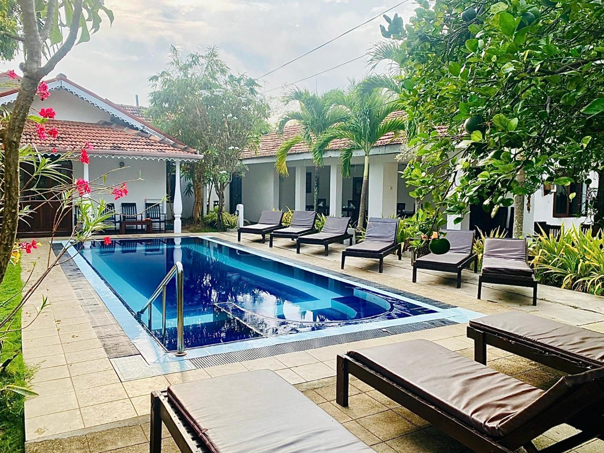 Sujeewani Villa Negombo Dış mekan fotoğraf