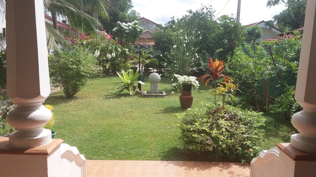 Sujeewani Villa Negombo Dış mekan fotoğraf