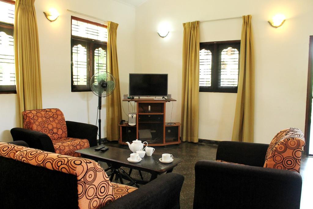 Sujeewani Villa Negombo Dış mekan fotoğraf