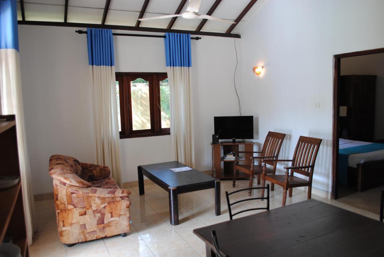 Sujeewani Villa Negombo Dış mekan fotoğraf